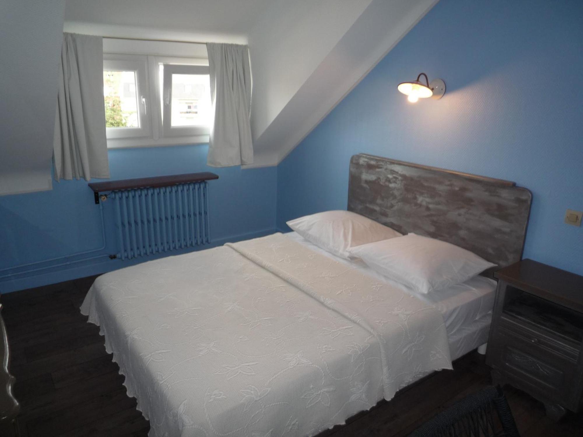 Hotel Du Centre Hagondange Exteriör bild